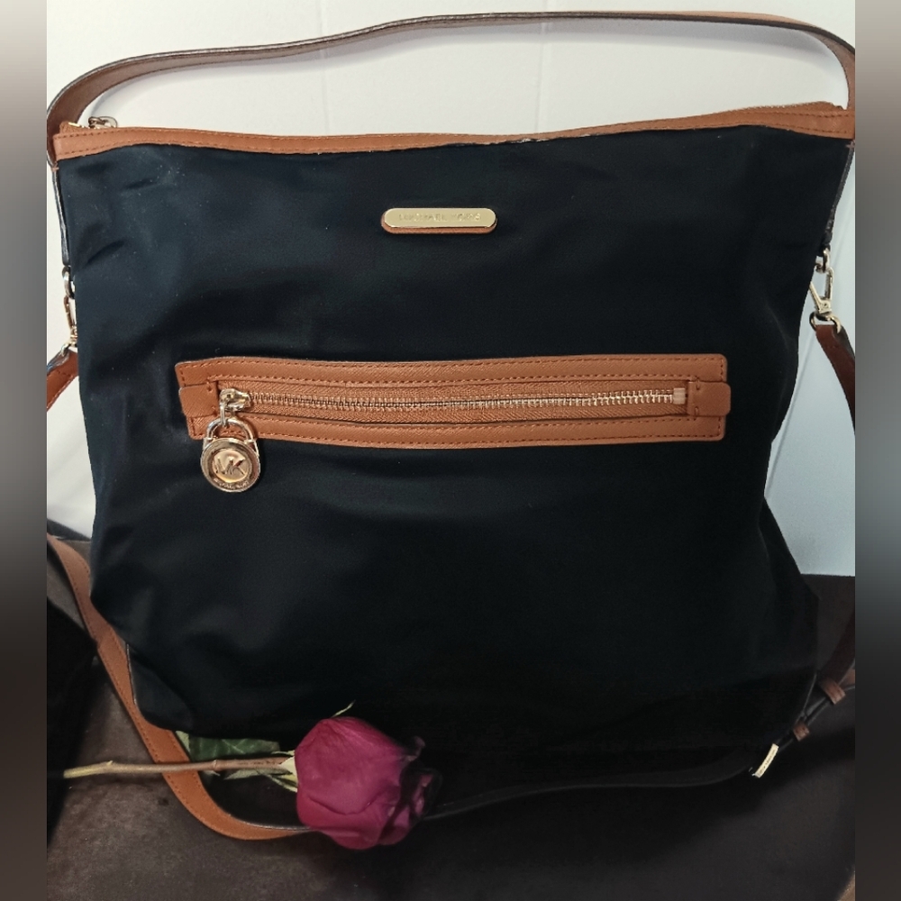 Michael Kors Kempton Black Nylon Crossbody Bag